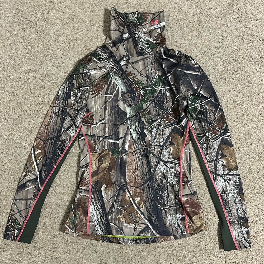 Under Armour Fitted Camo Turtle Neck